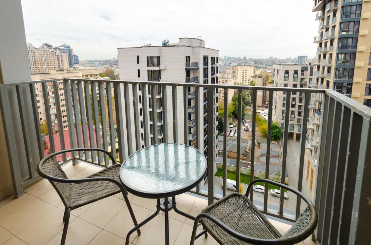 Petrovdom 160-161-166-3A-3B-131A-104A In Beautiful Apartments In Rc "Yaroslaviv Grad" Kiev Ngoại thất bức ảnh