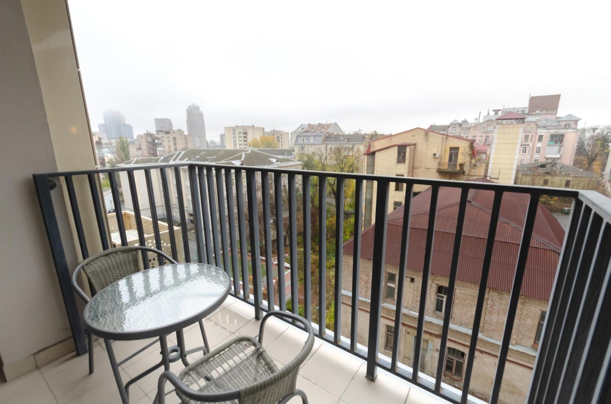 Petrovdom 160-161-166-3A-3B-131A-104A In Beautiful Apartments In Rc "Yaroslaviv Grad" Kiev Ngoại thất bức ảnh