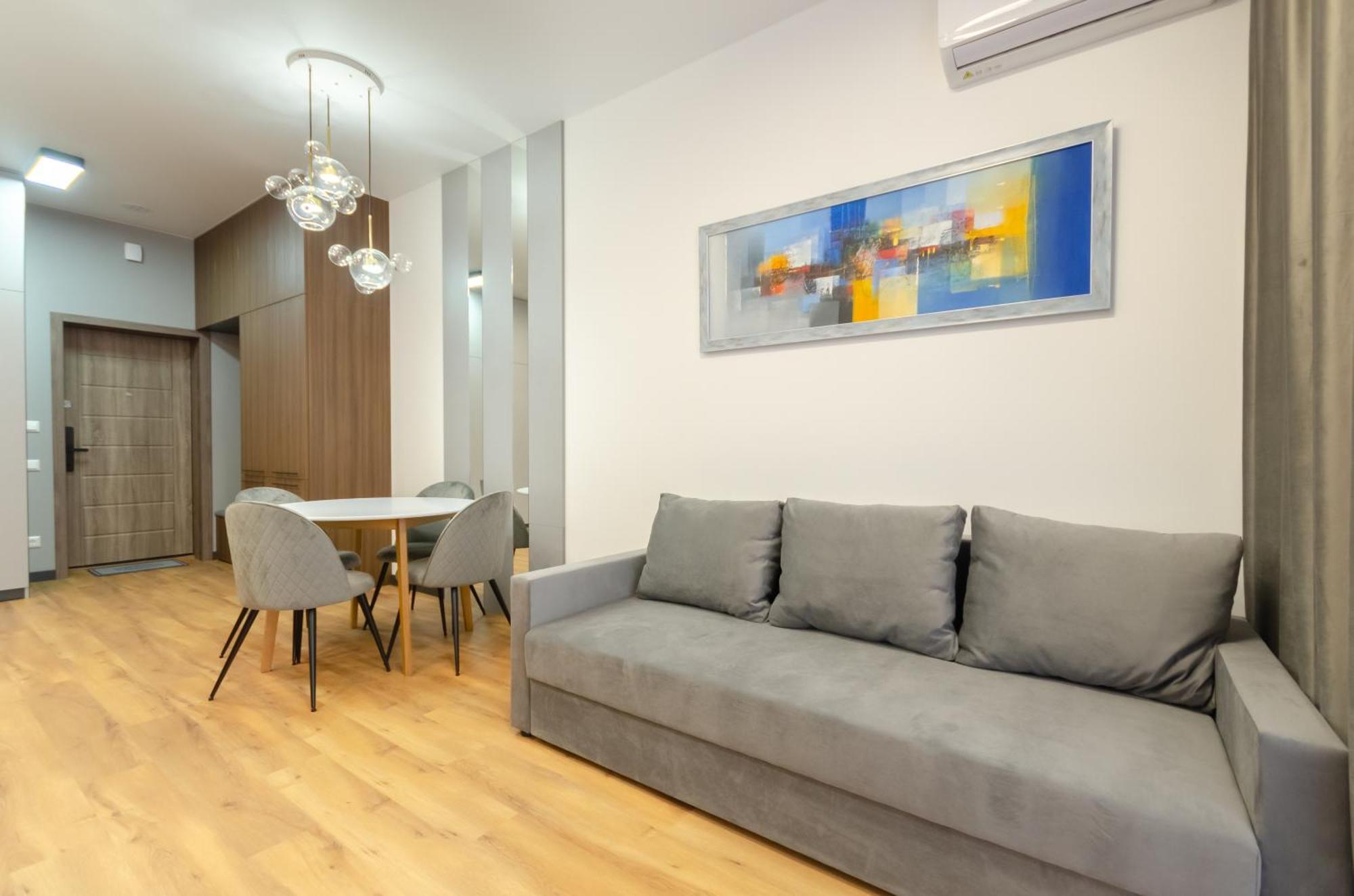 Petrovdom 160-161-166-3A-3B-131A-104A In Beautiful Apartments In Rc "Yaroslaviv Grad" Kiev Ngoại thất bức ảnh